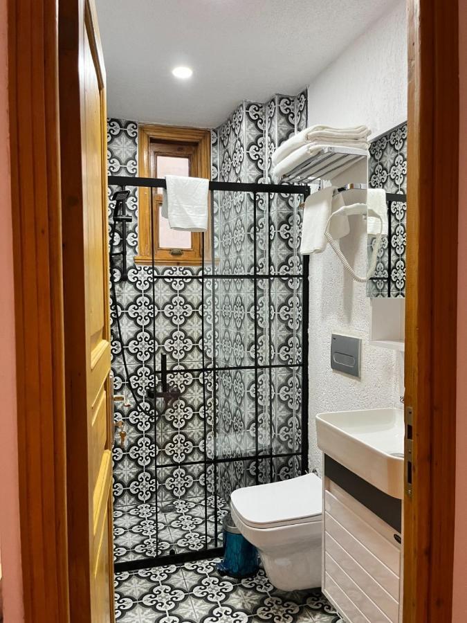 Dimora Kadikoey Hotel Istanbul Bagian luar foto