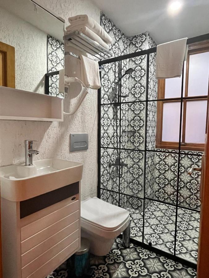Dimora Kadikoey Hotel Istanbul Bagian luar foto
