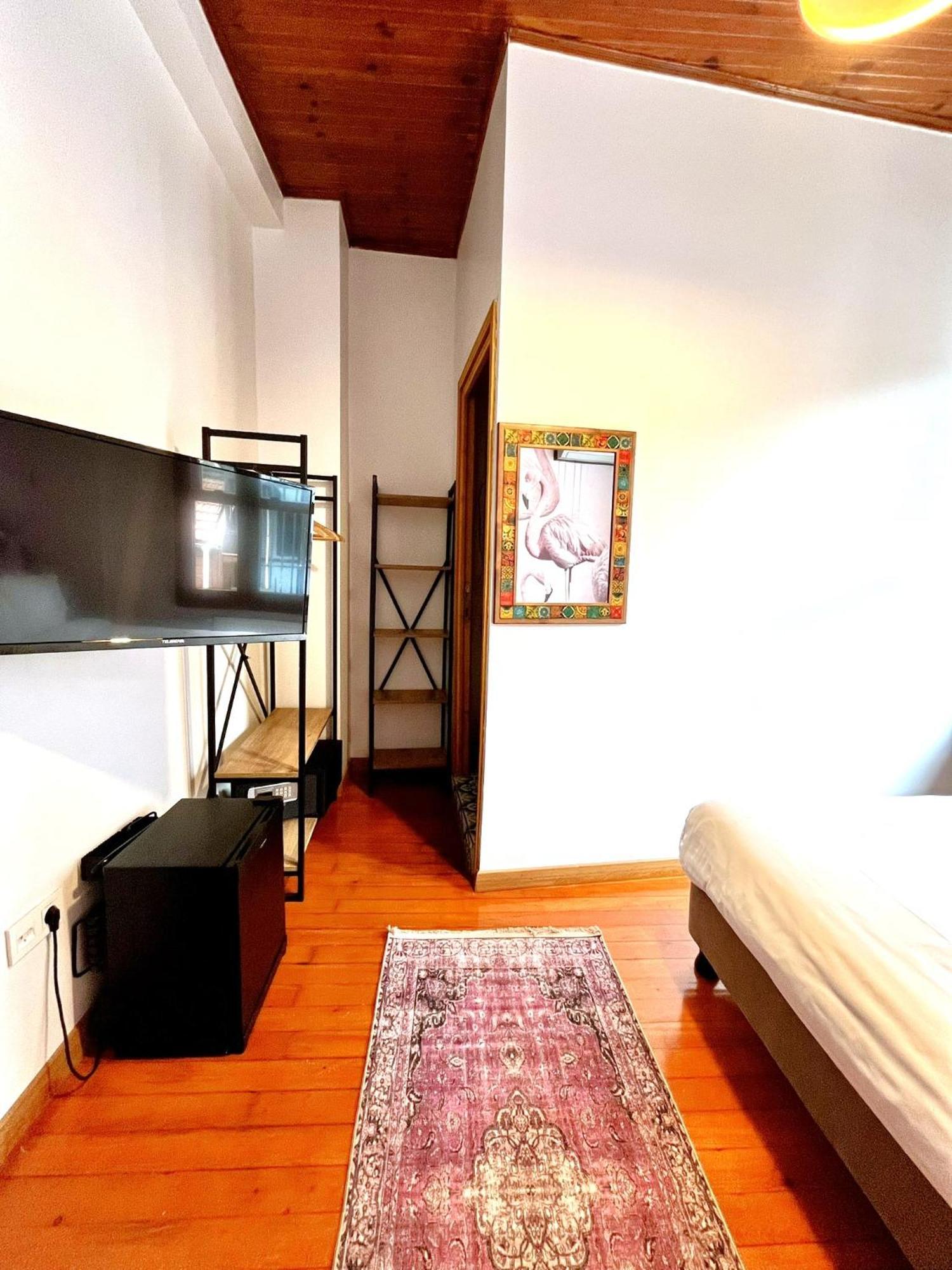 Dimora Kadikoey Hotel Istanbul Bagian luar foto